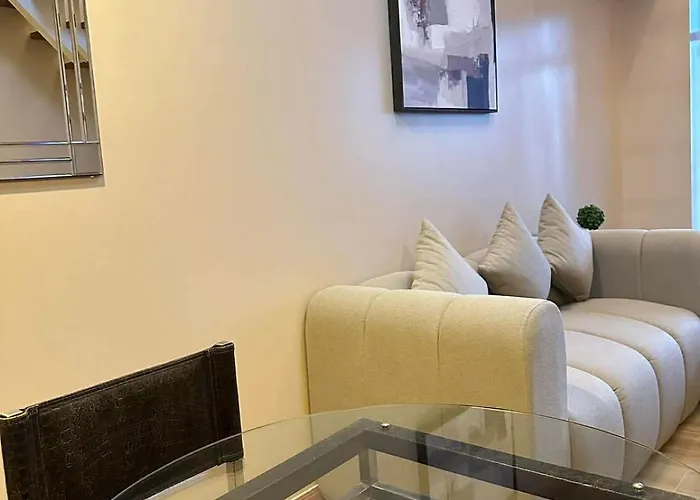 公寓式飯店 Gramercy Residences Elegant With Balcony View